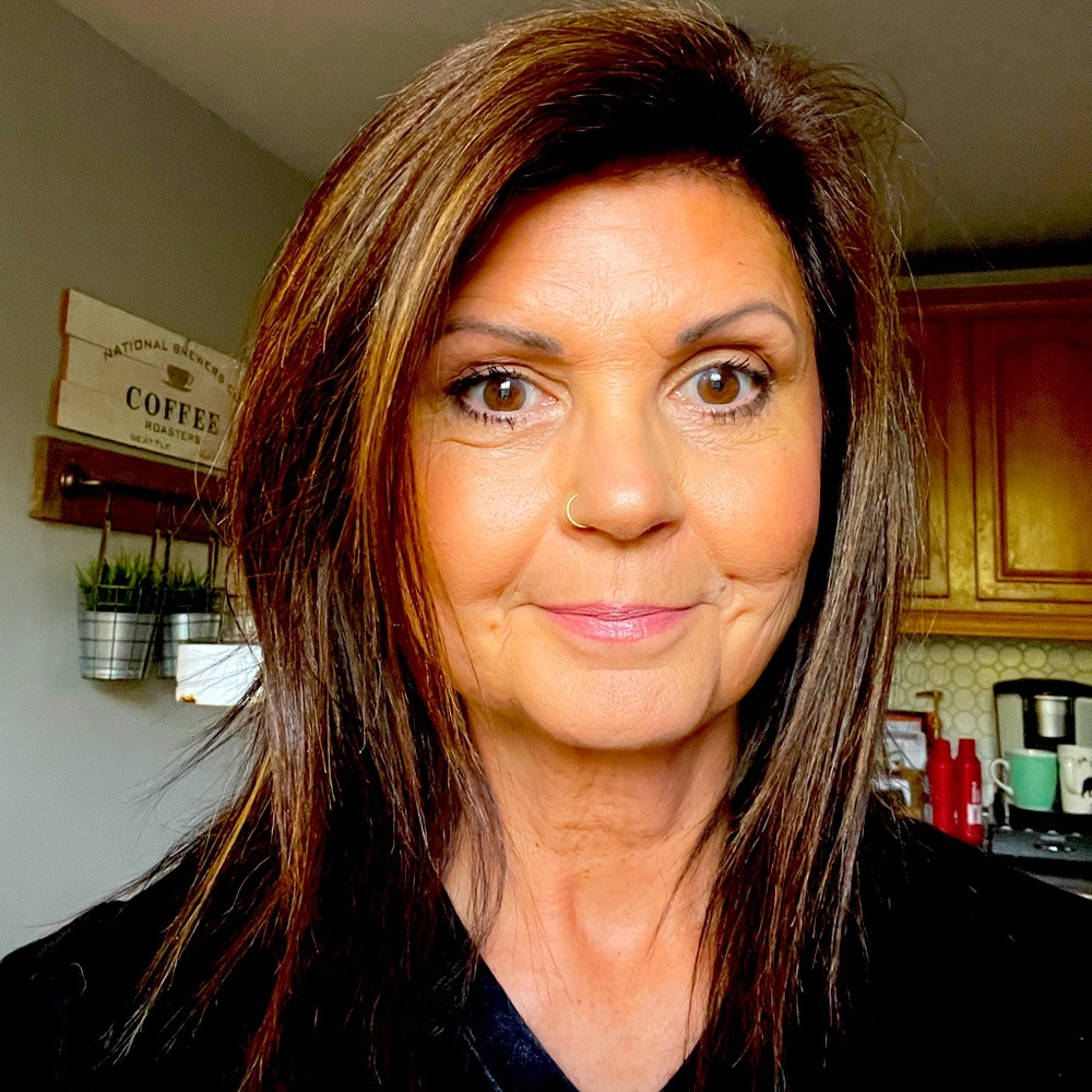 Meet your Posher, Corinne